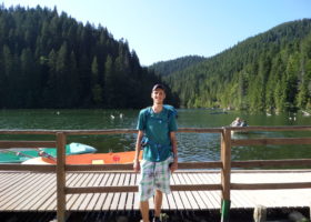 Jirka-at-Lacul-Rosu